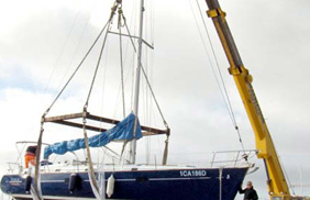 Towage with 70 tons Crane